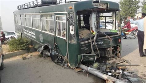 P­a­k­i­s­t­a­n­­d­a­ ­2­ ­o­t­o­b­ü­s­ ­t­a­r­a­n­d­ı­:­ ­1­0­ ­ö­l­ü­ ­-­ ­D­ü­n­y­a­ ­H­a­b­e­r­l­e­r­i­